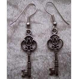 Gothic steampunk silver key drop earrings_earrings_2